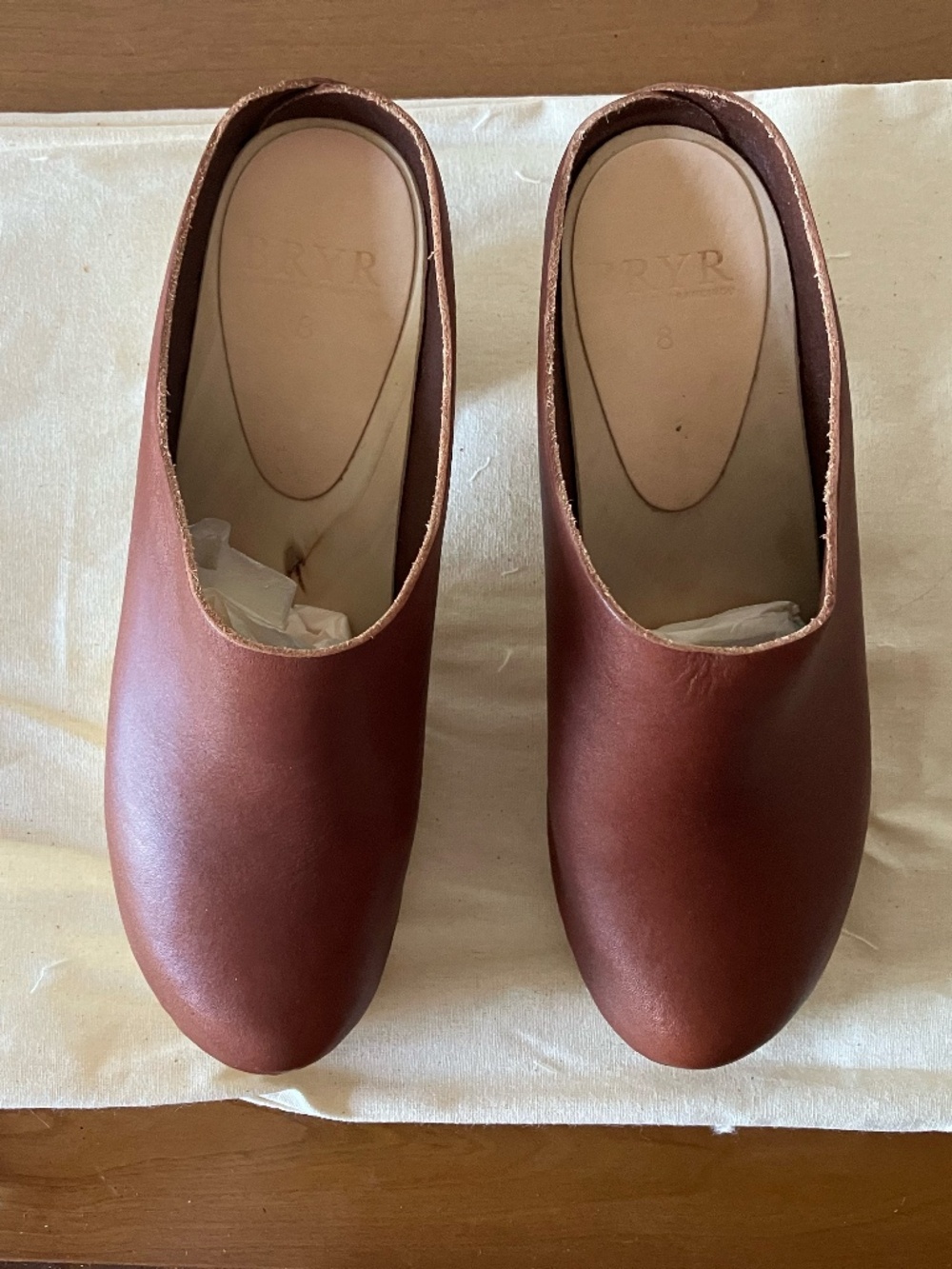BRYR Cloe High Heel Closed Toe Clog Sienna Leather Size 38 - Never Worn